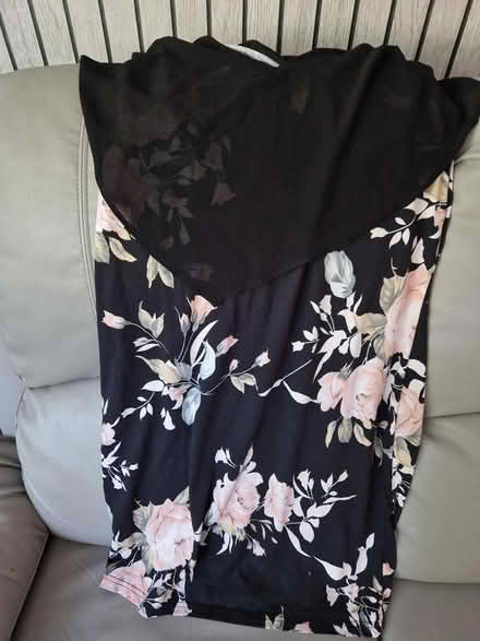 Photo of free Ladies xl dress (Erdington B24) #2