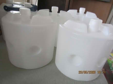 Photo of free Plastic water filled ice pack (Childs Hill (NW2)) #3