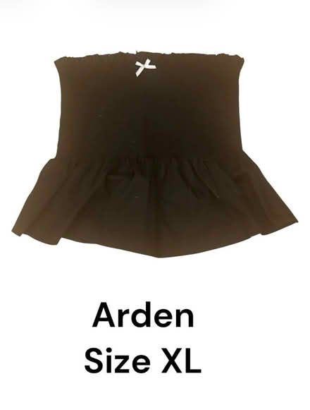 Photo of free Arden Woman’s Top (Brooklyn Storage) #1