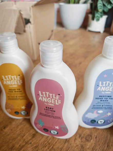 Photo of free Household toiletries and food (Great Sutton CH66) #2