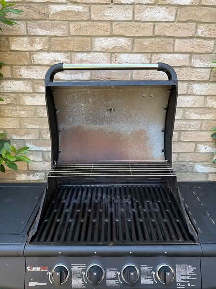 Photo of free Cosmo Grill Gas BBQ with Gas (Surbiton, KT5) #4