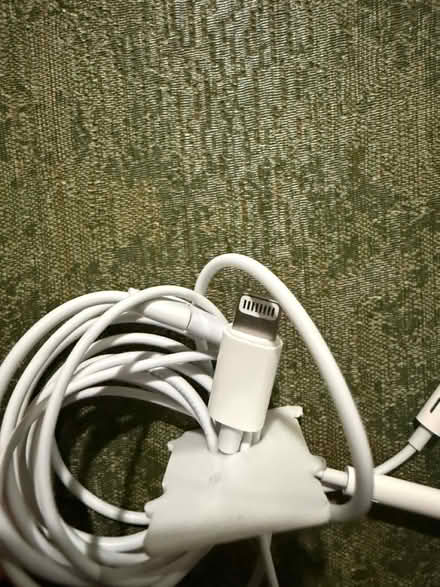 Photo of free Wire headphones (Woodlawn) #2