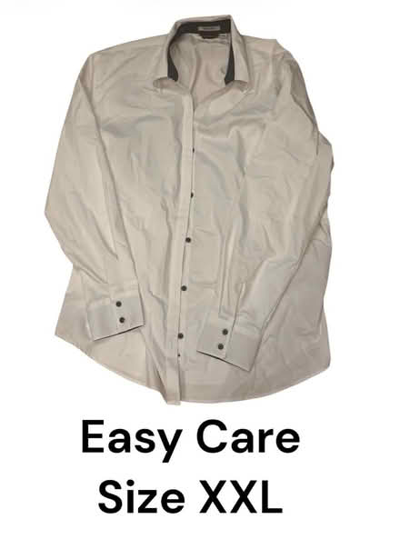 Photo of free Easy Care Woman’s Top (Brooklyn Storage) #1