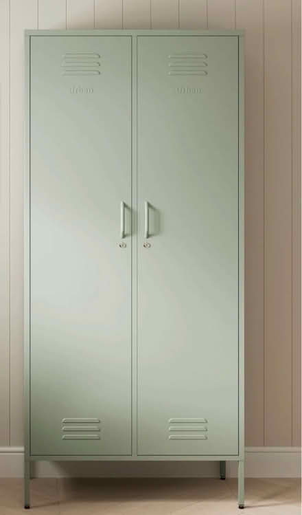 Photo of Tall metal/steel wardrobe/locker (Ilford IG3) #1