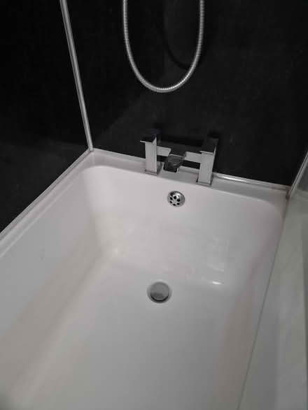 Photo of free Shower bath 1700 x 750 (Lower Hartshay DE5) #4