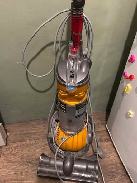 Photo of free Hoover (Croglin CA4) #1
