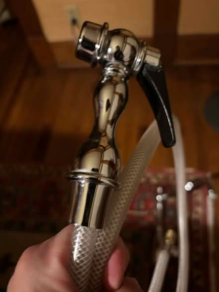 Photo of free Traditional style kitchen faucet (West Highland area) #3