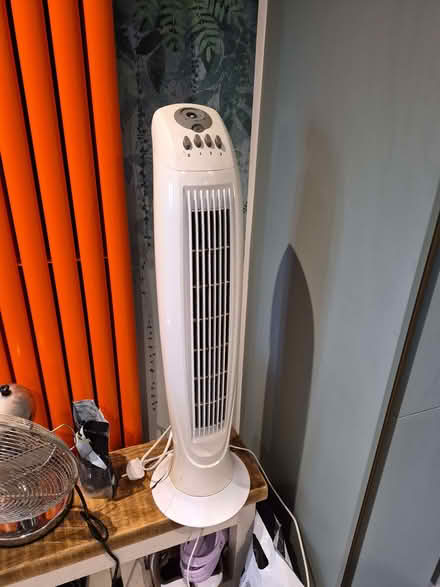 Photo of free Tower & desktop Fans (Caversham Park RG4) #4