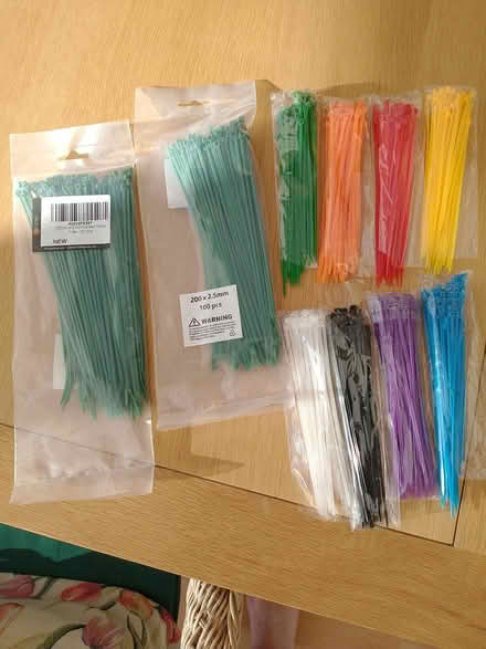 Photo of free Cable ties - lots of colours (Didcot OX11) #1