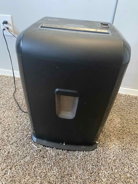 Photo of free Staples Shredder works great (Near Parkville High School) #2