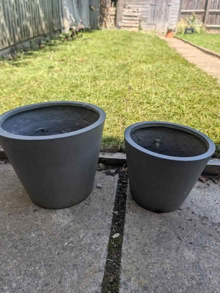 Photo of free 2 grey plant pots (Abingdon, OX14 3TD) #3