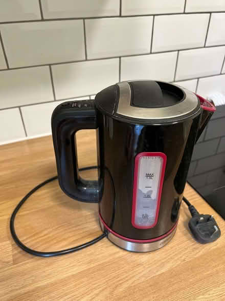 Photo of free Kettle w/ temperature settings (Jericho OX1) #1