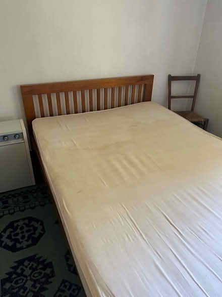 Photo of free double beds (Cutteslowe OX2) #1