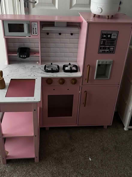 Photo of free Kids toy kitchen (Halifax) #1