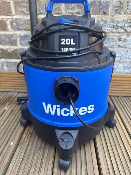 Photo of free Carpet cleaner (SE20) #1
