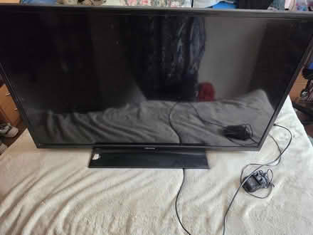 Photo of free Remote control 32 inch TV (paignton Borough road TQ4) #1