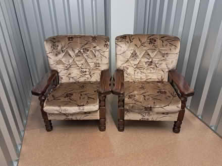 Photo of free Arm chairs x 2 (Tottenham N17) #1