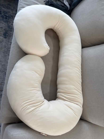 Photo of free Pregnancy pillow (Woodside Plaza) #1