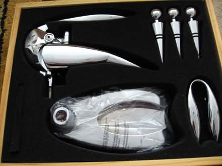Photo of free Wine Serving Stainless Steel Accessories in Wooden Box (Coppull PR7) #3