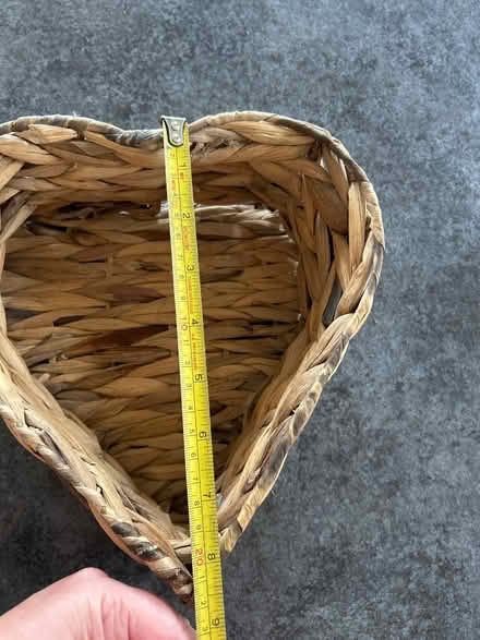 Photo of free Small heart basket (Waterlooville PO8) #3