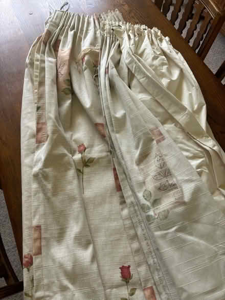 Photo of free Curtains with tracks (Hornby LA2) #2