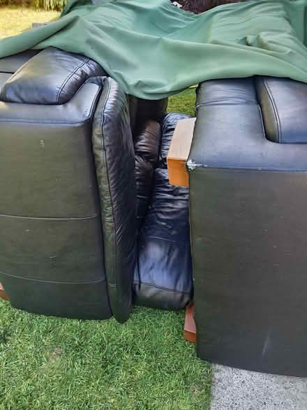 Photo of free 2x2 seaters (Southport pr8 3jf) #1