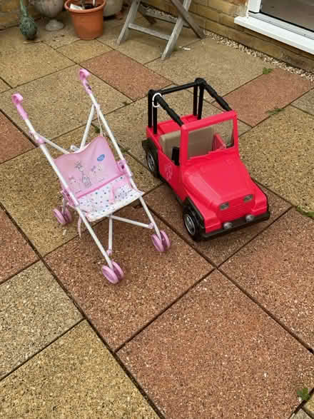 Photo of free Doll’s pushchair and car (Kennington OX1) #1