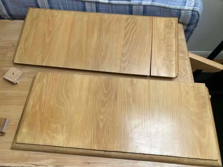 Photo of free Oak table (University Area RG1) #1