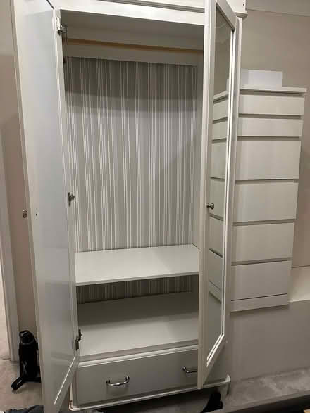 Photo of free White Mirrored Double Wardrobe (S42 5QT) #2