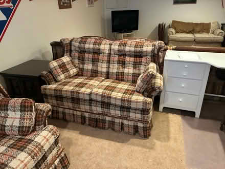 Photo of free Couch, loveseat, coffee table (Berwyn) #4