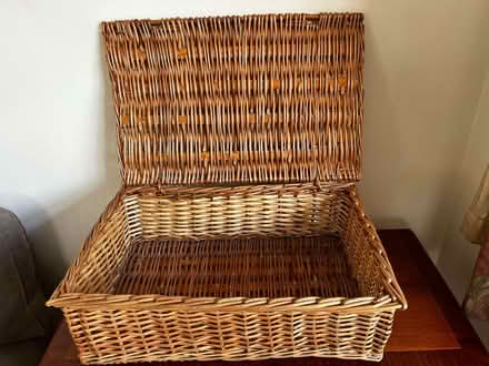Photo of free Wicker picnic basket (New Barnet EN4) #1