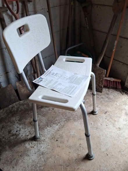 Photo of free Shower or perching stool (Cople MK44) #2