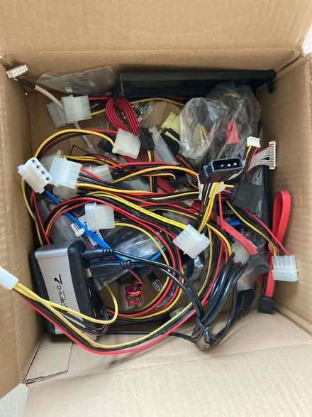 Photo of free Computer Connectors Assorted (Southport PR9) #2