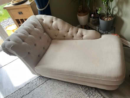 Photo of free Chaise longue (Kingsway GL2) #1
