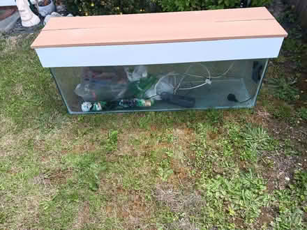 Photo of free Fish tank (Hurley SL6) #1