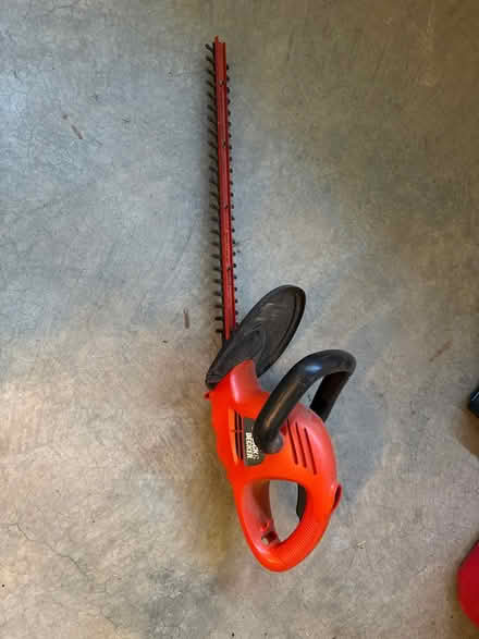 Photo of free Corded Electric Hedge Trimmer (City of Fairfax) #1