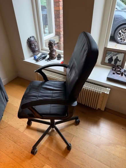 Photo of free Office swivel Chair (Allerton L18) #1