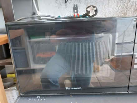 Photo of free Microwave (West Town BS48) #2