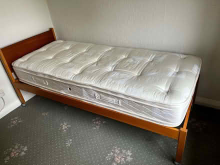 Photo of free Single wooden bed frame (New Barnet EN4) #1
