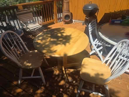 Photo of free Round table two chairs (Cupertino west side) #1