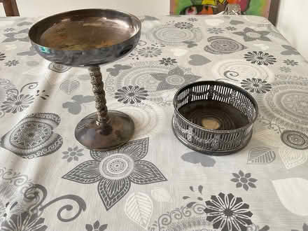 Photo of free Wine stand and vase (Ashingdon Hill Top SS4) #1