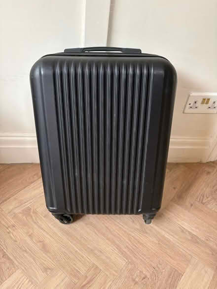 Photo of free Small suitcase - broken wheel (Liverpool L18) #1