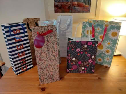 Photo of free Gift bags various (HX7) #1