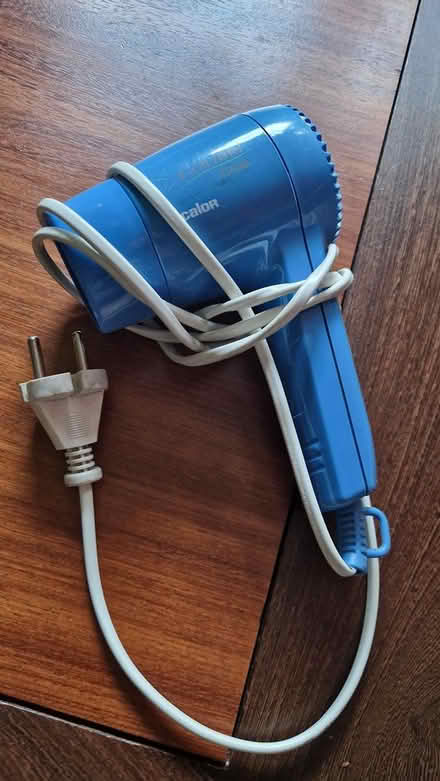 Photo of free small travel hairdryer (2 pin plug) (Phibsboro/Malahide/Aungier St) #1