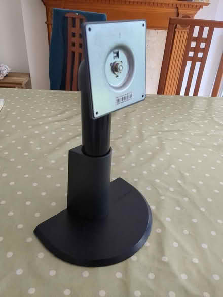 Photo of free Monitor pedestal base with standard VESA plate (Osney OX2) #1