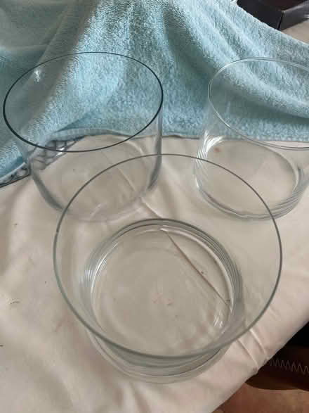 Photo of free 3 clear vase or table centres (Epping, CM16) #2