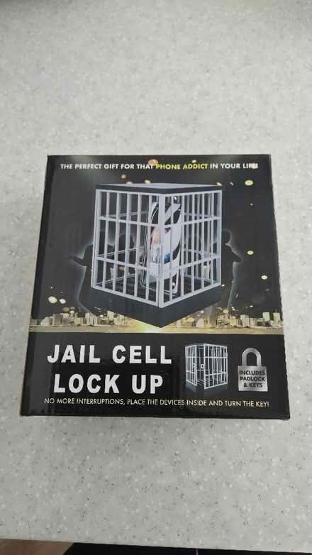 Photo of free Joke "Jail Cell Lock Up" for Mobile Phone (Chelmsford CM1) #1