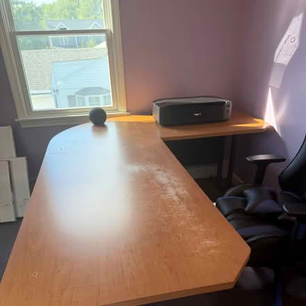 Photo of free Desk (Peabody) #1