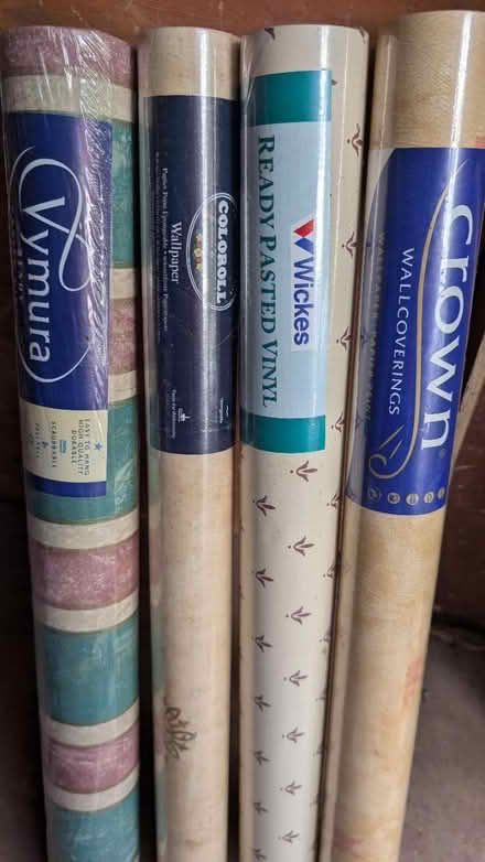 Photo of free 4 rolls of wallpaper (Selsdon) #1