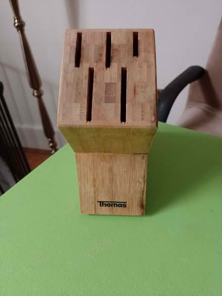 Photo of free Knife block (Ravenscourt Park W6) #3